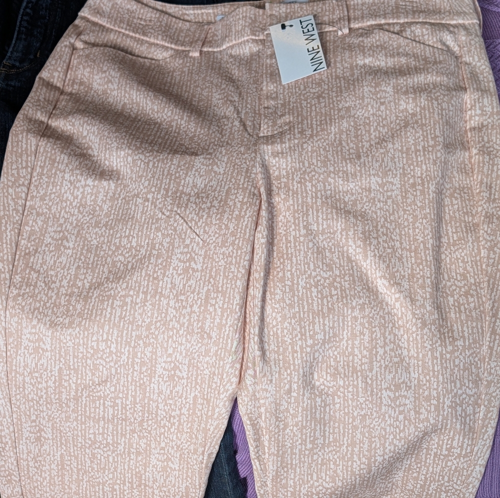 NWT Nine West Women's Size 10 Pink White Patterned Trousers Taper